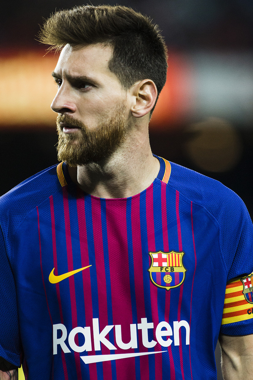 里程碑，徐新已为上海海港出战100场比赛（徐新迎来里程碑：代表上海海港出战第100场）